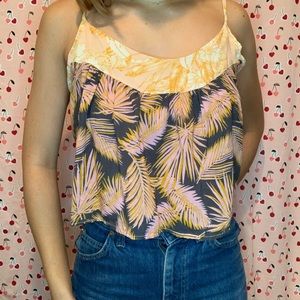 tank top never worn and has no flaws! So cute